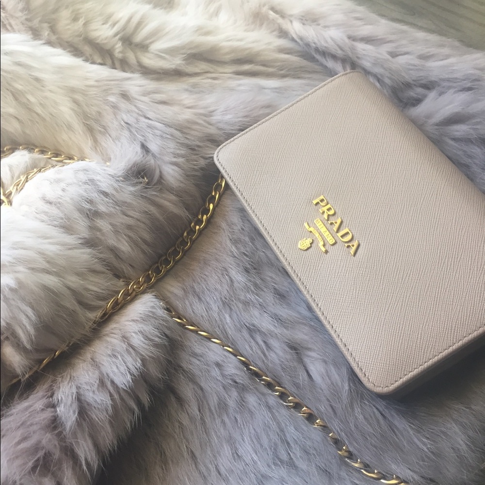 Prada
Saffiano Lux Crossbody Bag